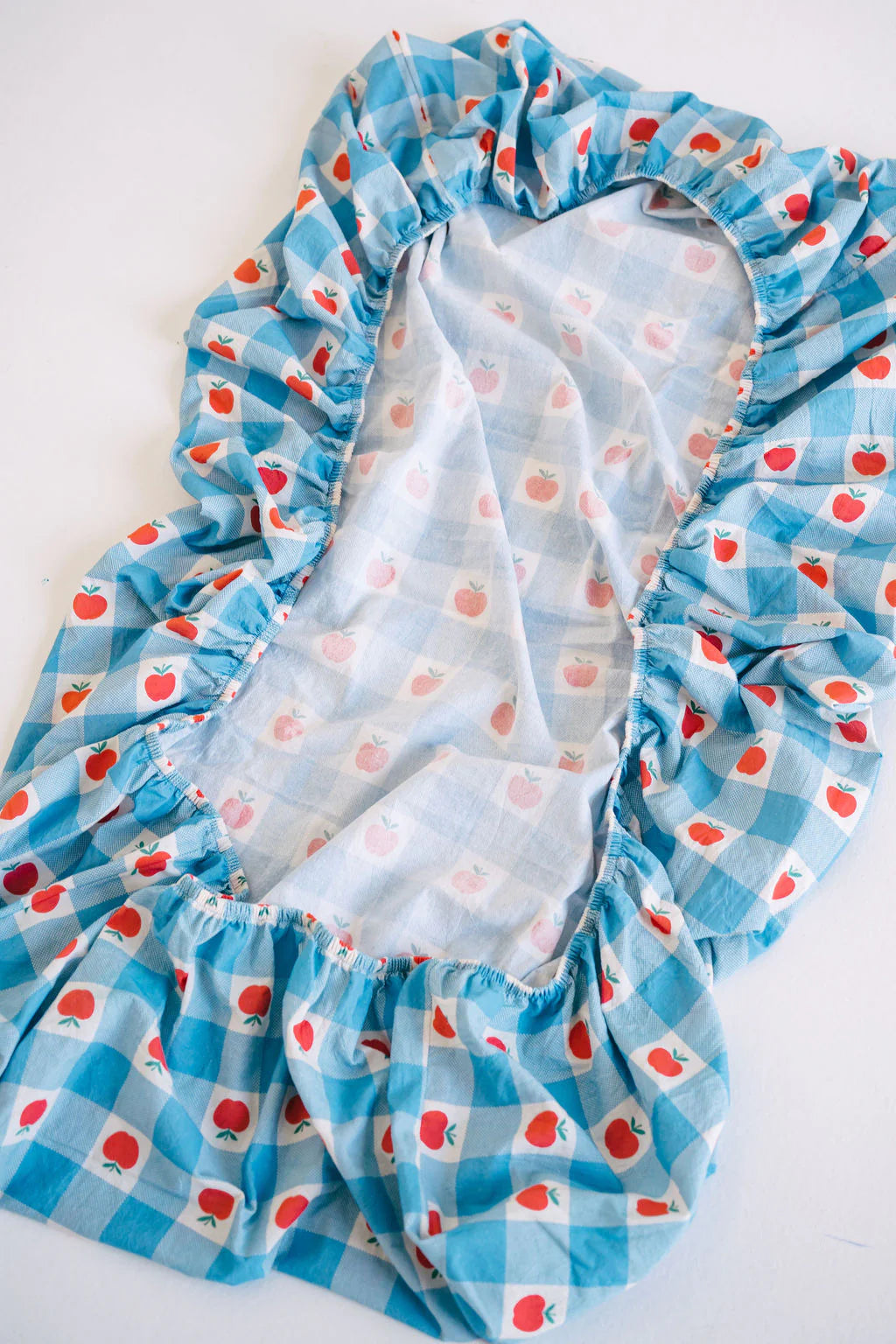 PRE-ORDER Play Linen - Apple Patch Fitted Sheet Cot