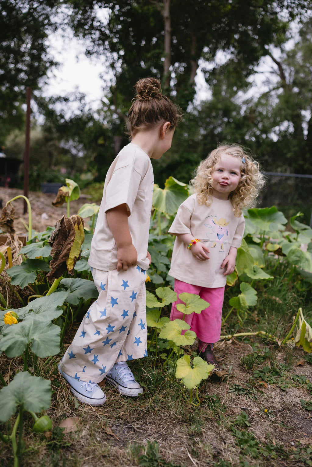 Sunday Siblings - Catch'n Bunnies Tee Pink