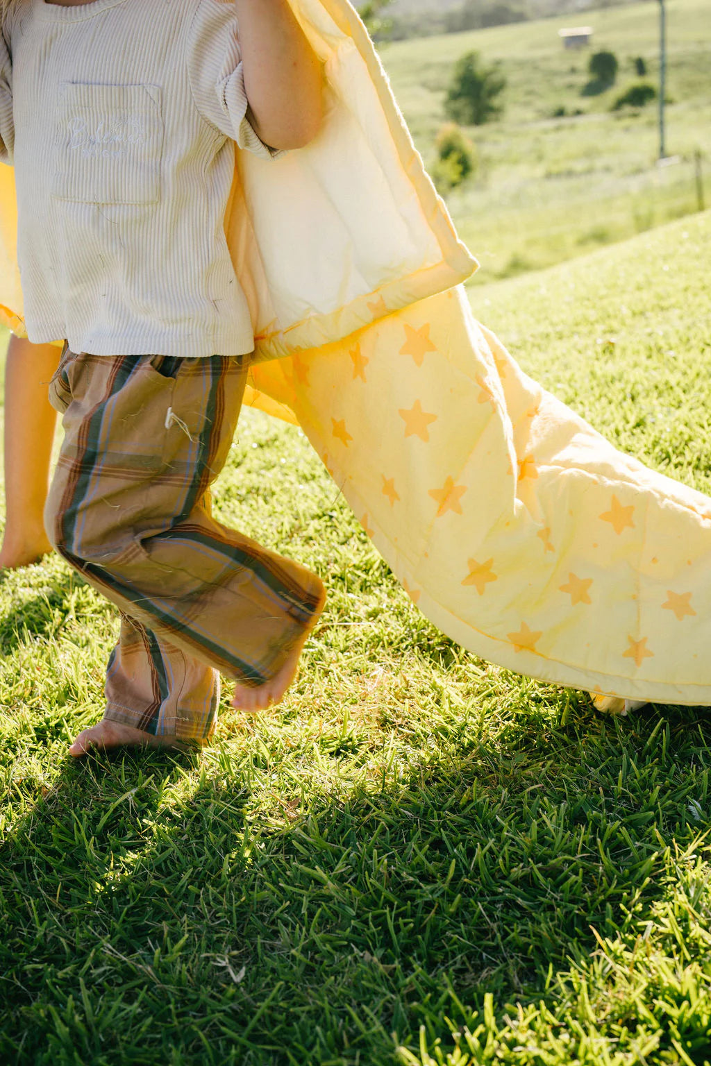 PRE-ORDER Play Linen - Star Sprinkle Reversible Quilt Single/King Single