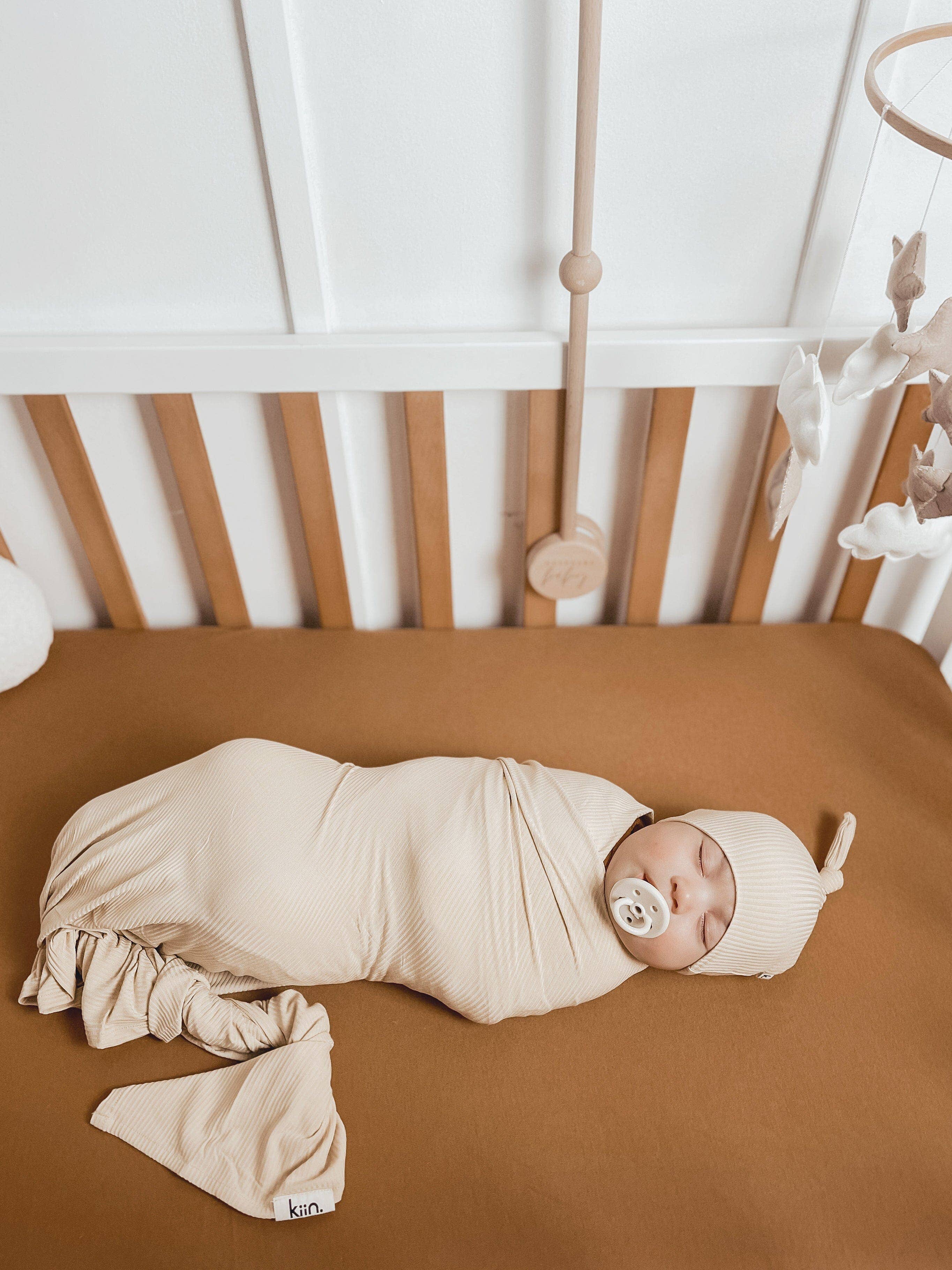Kiin Baby - Bamboo Stretch Swaddle Peach Sunset