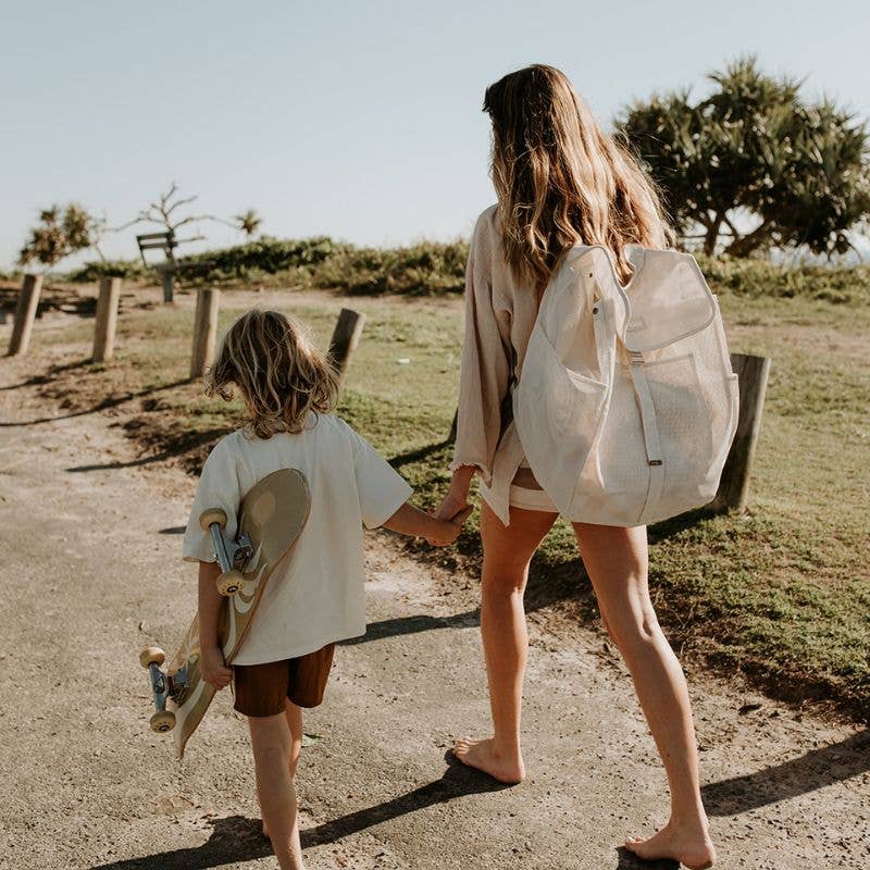 Sande - Beach Hauler™ Mesh Backpack Sand