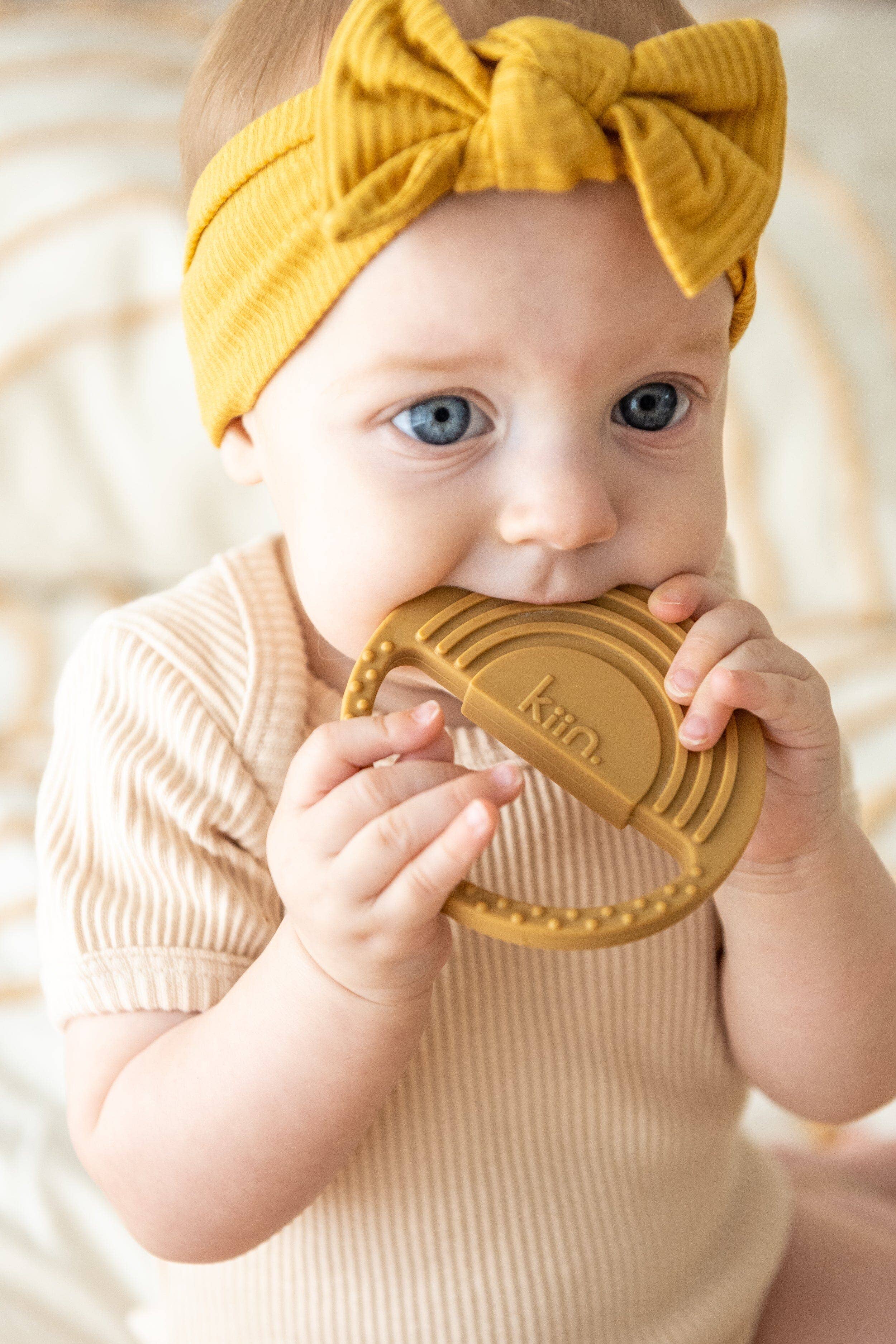 Kiin Baby - Rainbow Silicone Teether Blossom