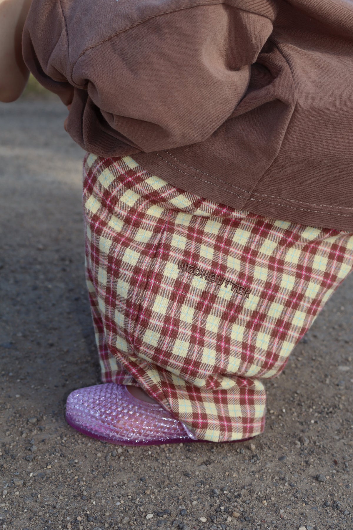 Neon Butter Marlow Pant Plaid detail