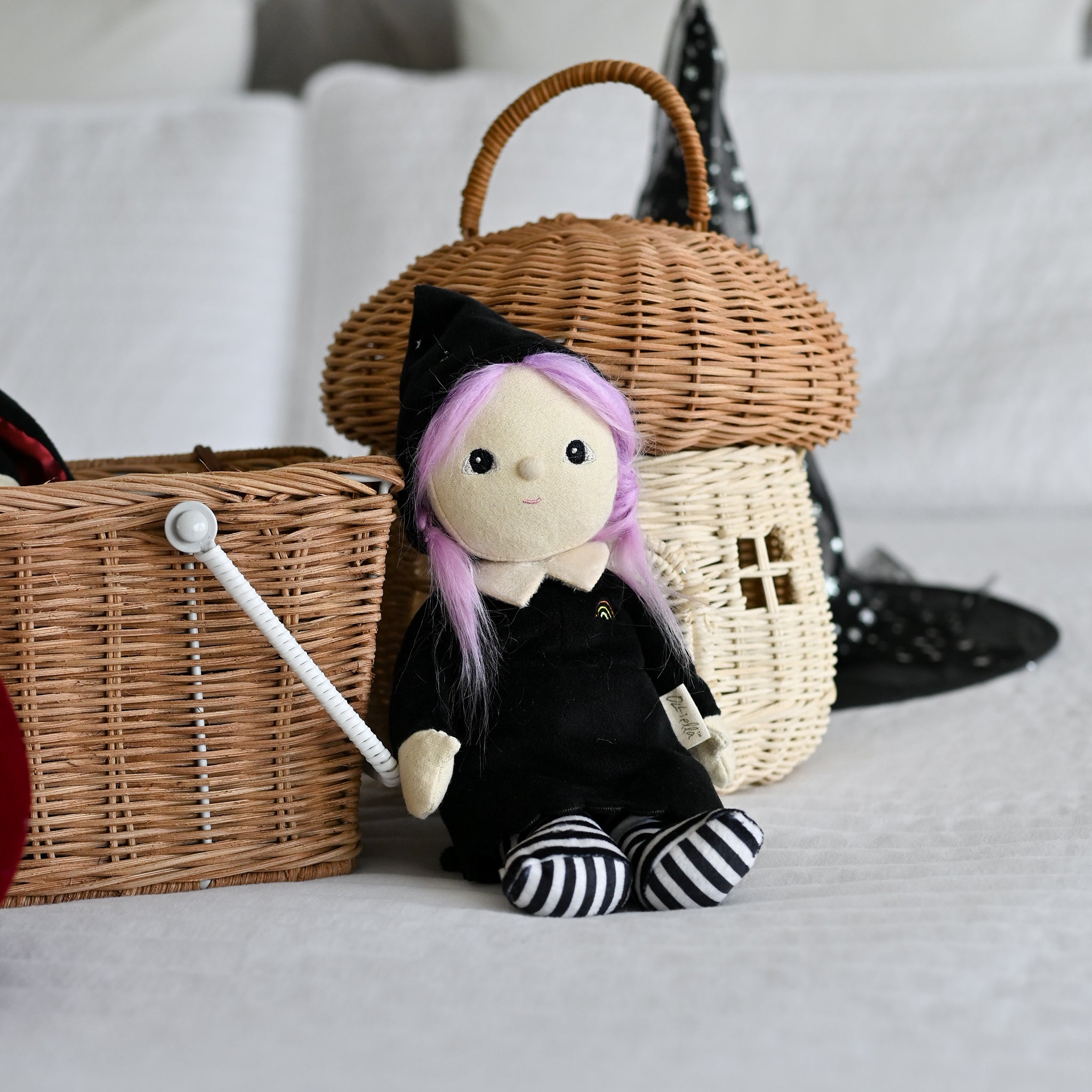 Olli Ella - Dinky Dinkum Willa Witch