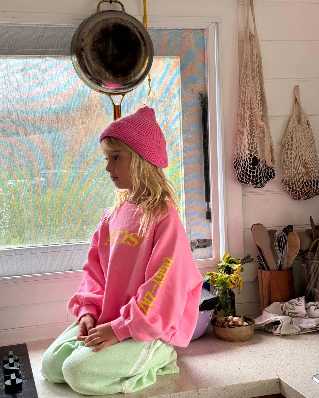 Ziggy Zaza - Artist Pullover Pink Pop