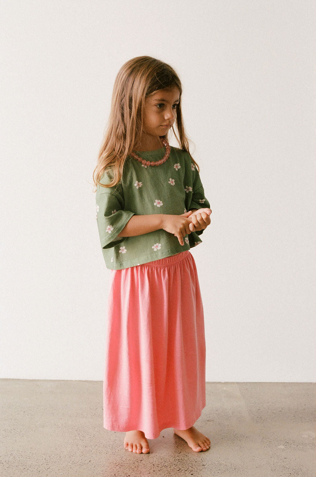 Illoura the Label - Cropped Tee Field Daisy