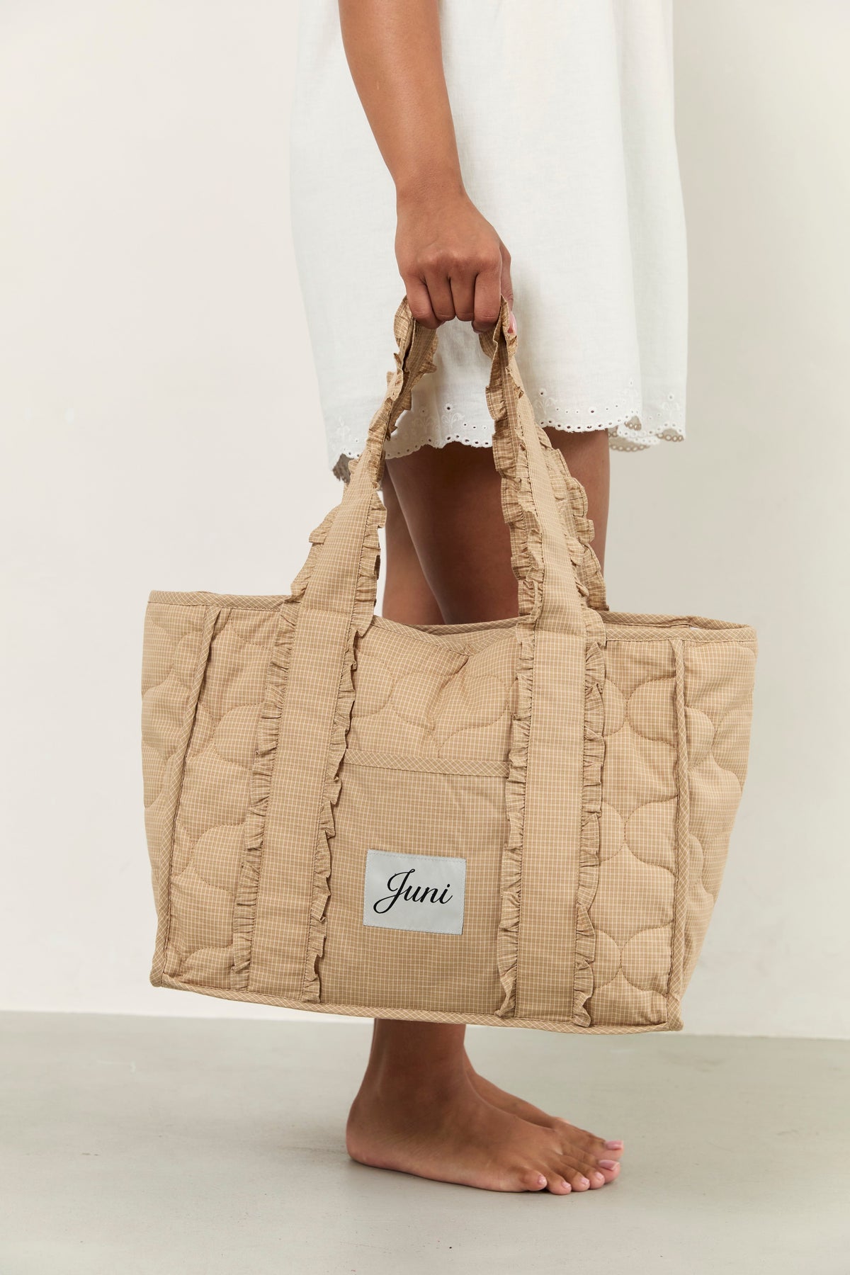 Juni The Everything Bag 2.0 Wheat Check