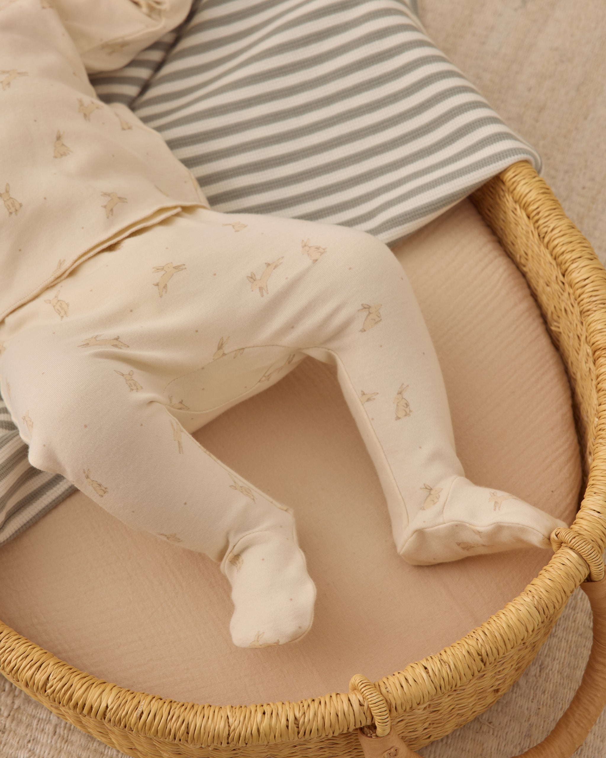 Quincy Mae - Wrap Top & Footed Pant Set Bunnies