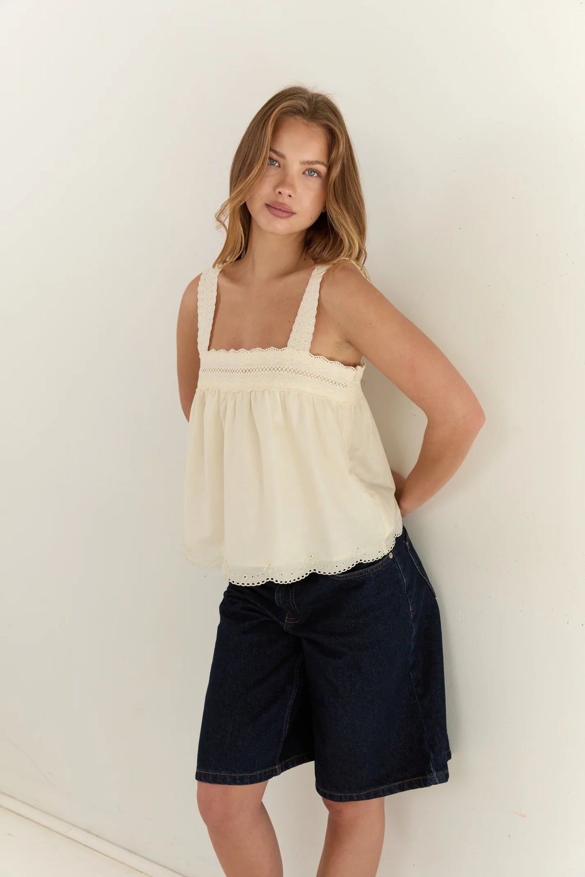 JUNI - Francesca Cami Soft Daffodil