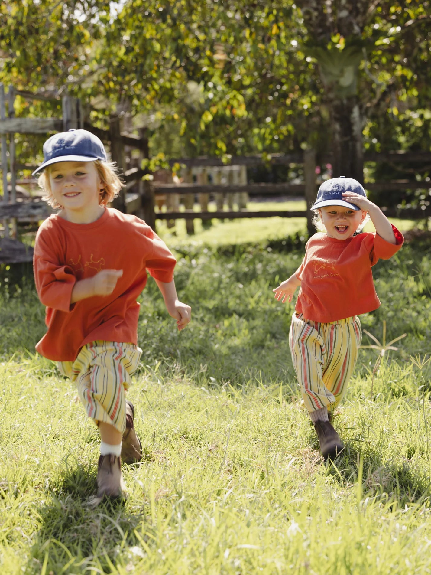 Valencia Byron Bay - Calm Your Farm Tee