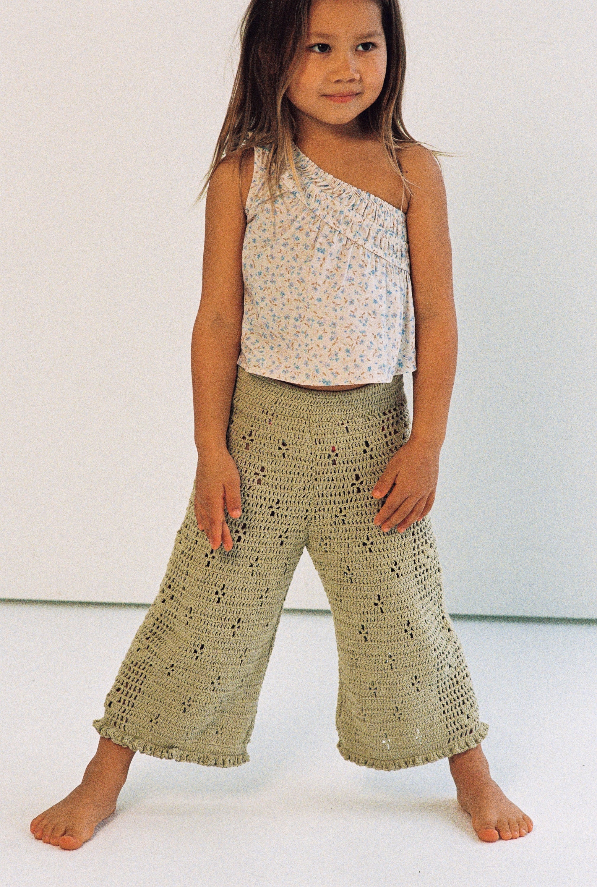 Illoura the Label - Filet Crochet Pants Moss