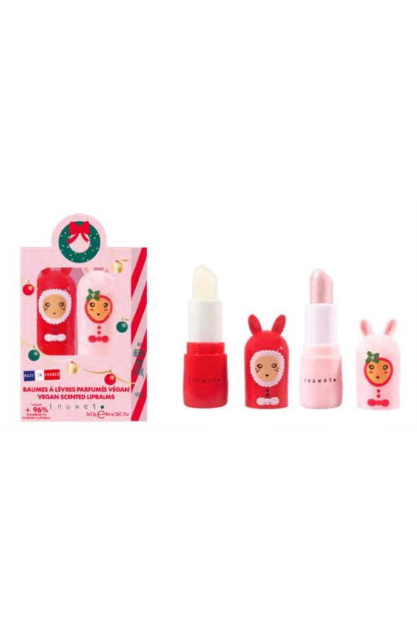 The Lip Balm Duo Garland by INUWET features two vegan scented lip balms with charming animal designs on festive red and pink covers. The packaging is beautifully decorated with holiday-themed graphics, including a wreath and candy cane stripes.