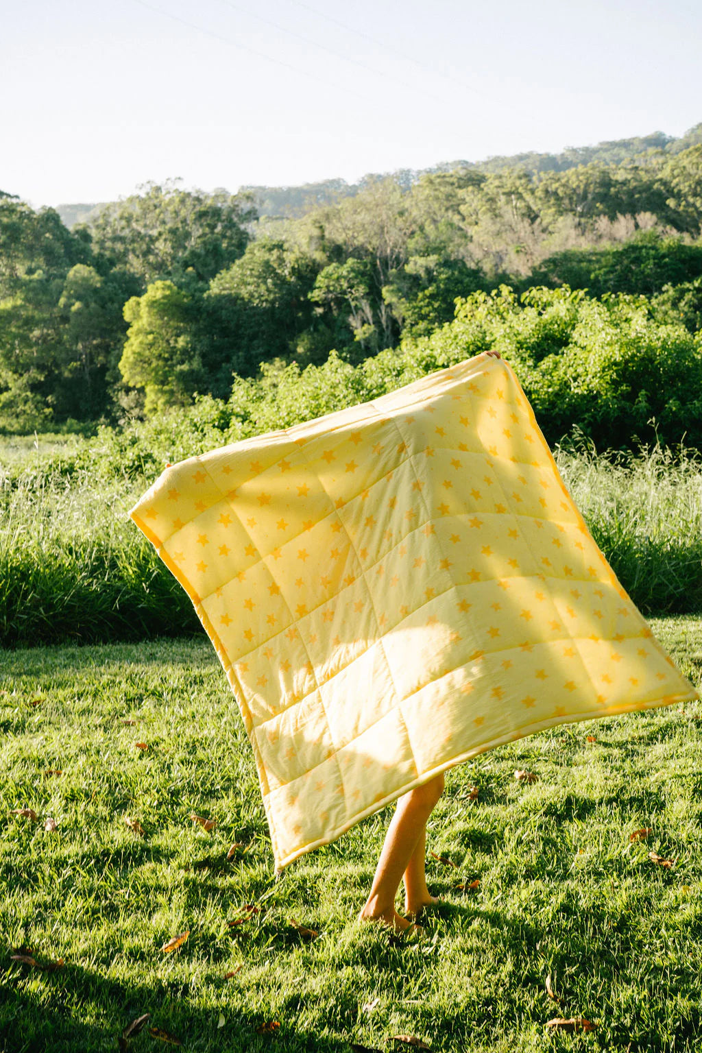 PRE-ORDER Play Linen - Star Sprinkle Reversible Quilt Single/King Single