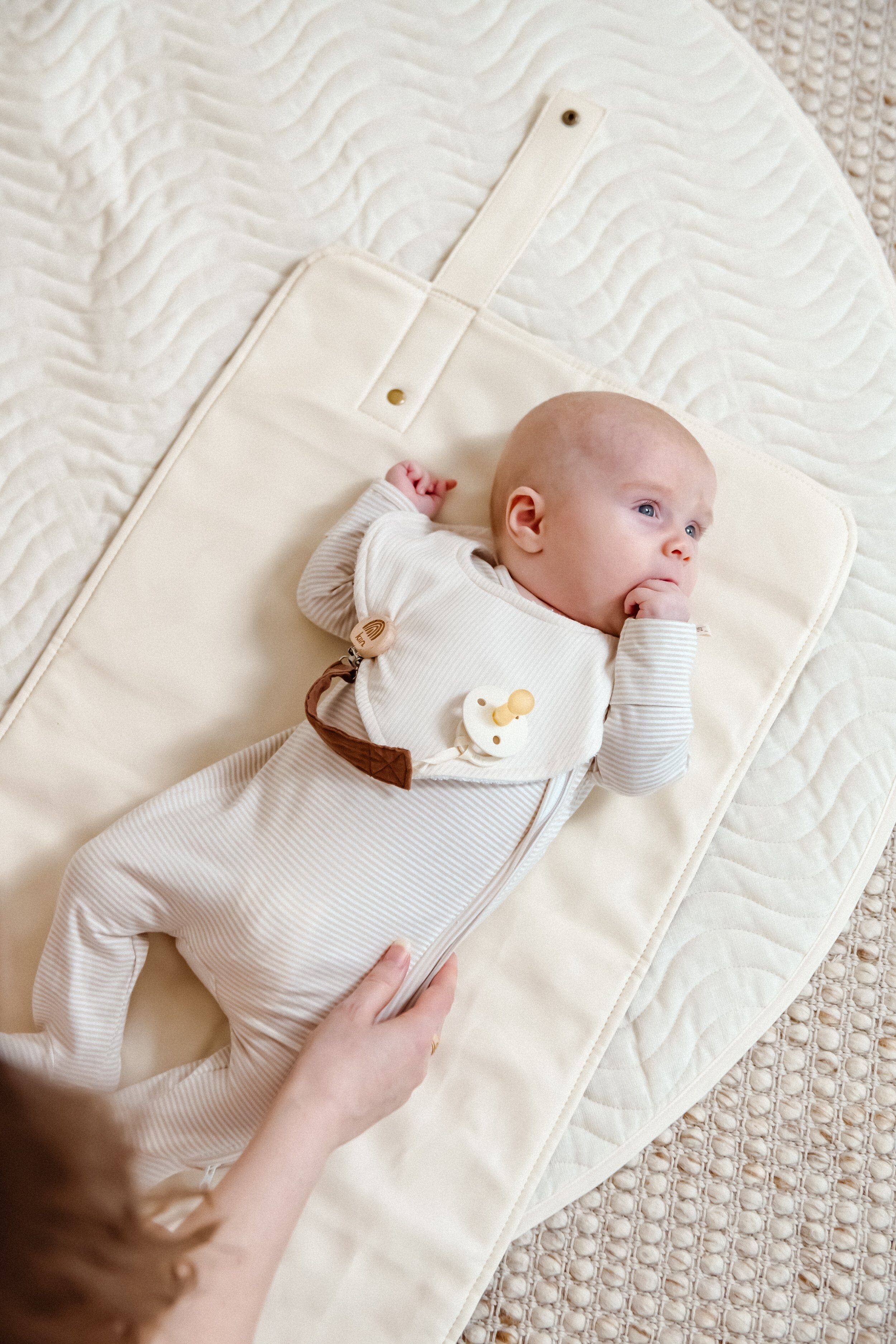 Kiin Baby - Luxe Travel Change Mat Chocolate