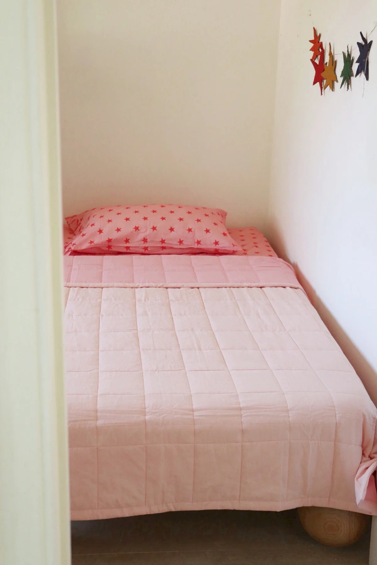 PRE-ORDER Play Linen - Fairy Floss Reversible Quilt Cot