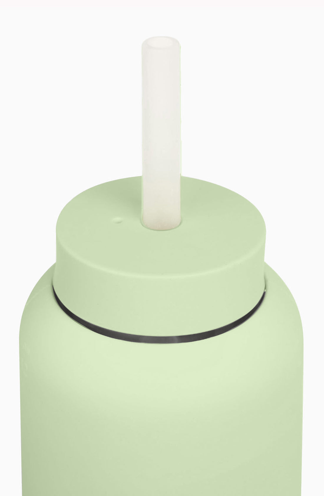 Bink lounge straw and cap in matcha colour.