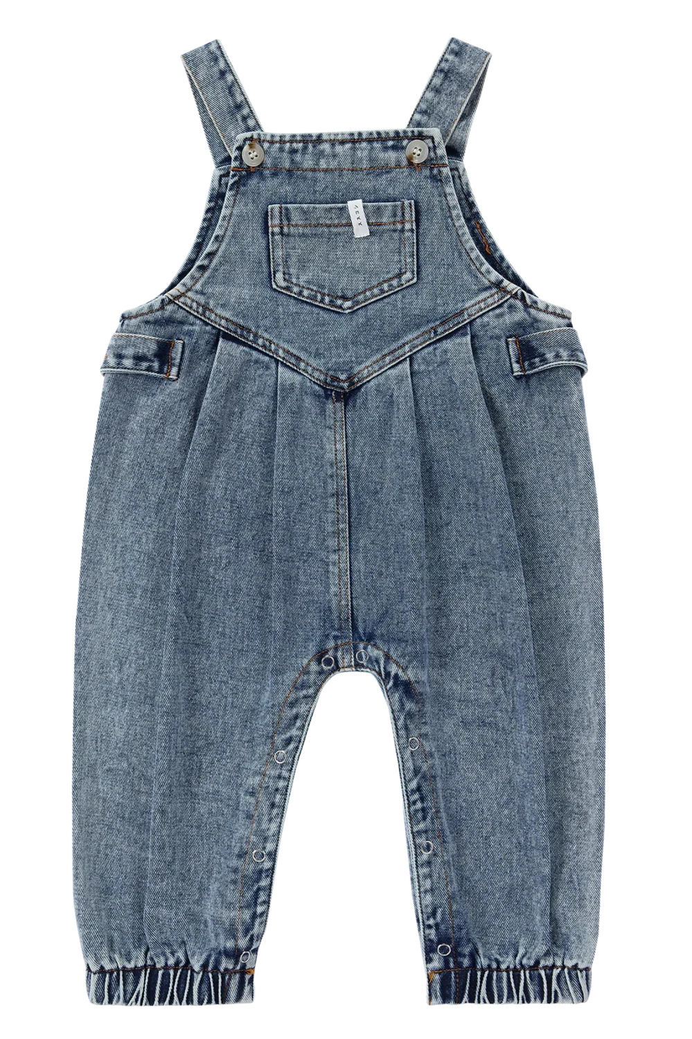 The SUSUKOSHI Denim Overalls in Sky Blue are a pair of ethically made baby overalls crafted from organic cotton. They feature adjustable shoulder straps, a front pocket, snap buttons along the inseam, and elasticated cuffs at the ankles. These overalls have a washed blue denim look.