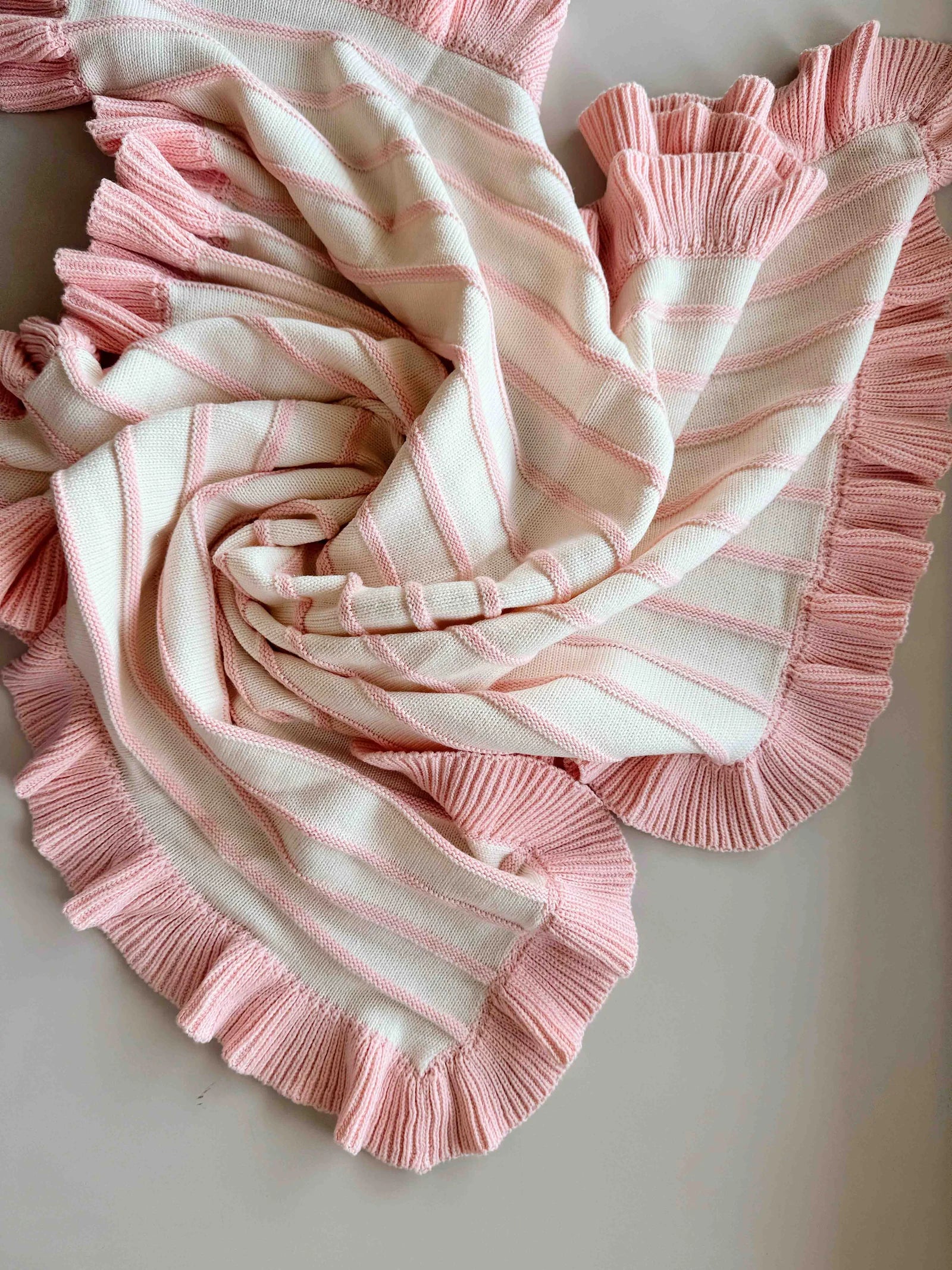 Freckles the Label - Raised Stripe Frill Blanket Sweetpea