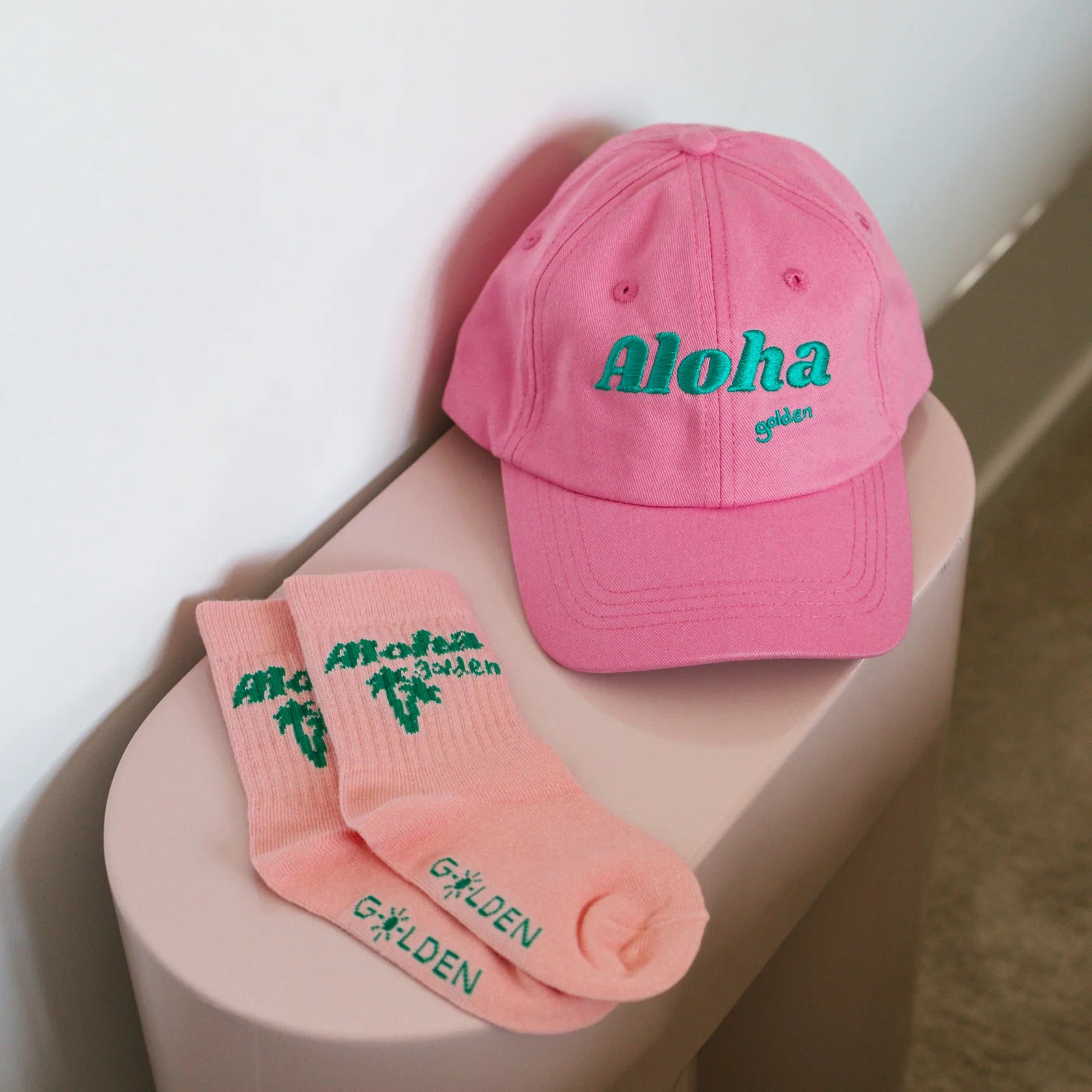 Golden Children - Aloha Socks Pink Parfait