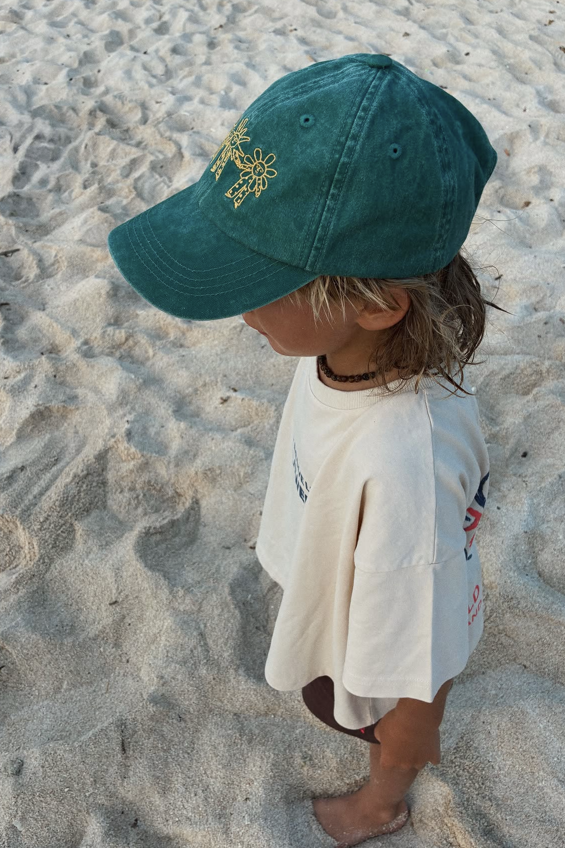 PRE-ORDER Illoura the Label - Dancing Flowers Cap Bottle