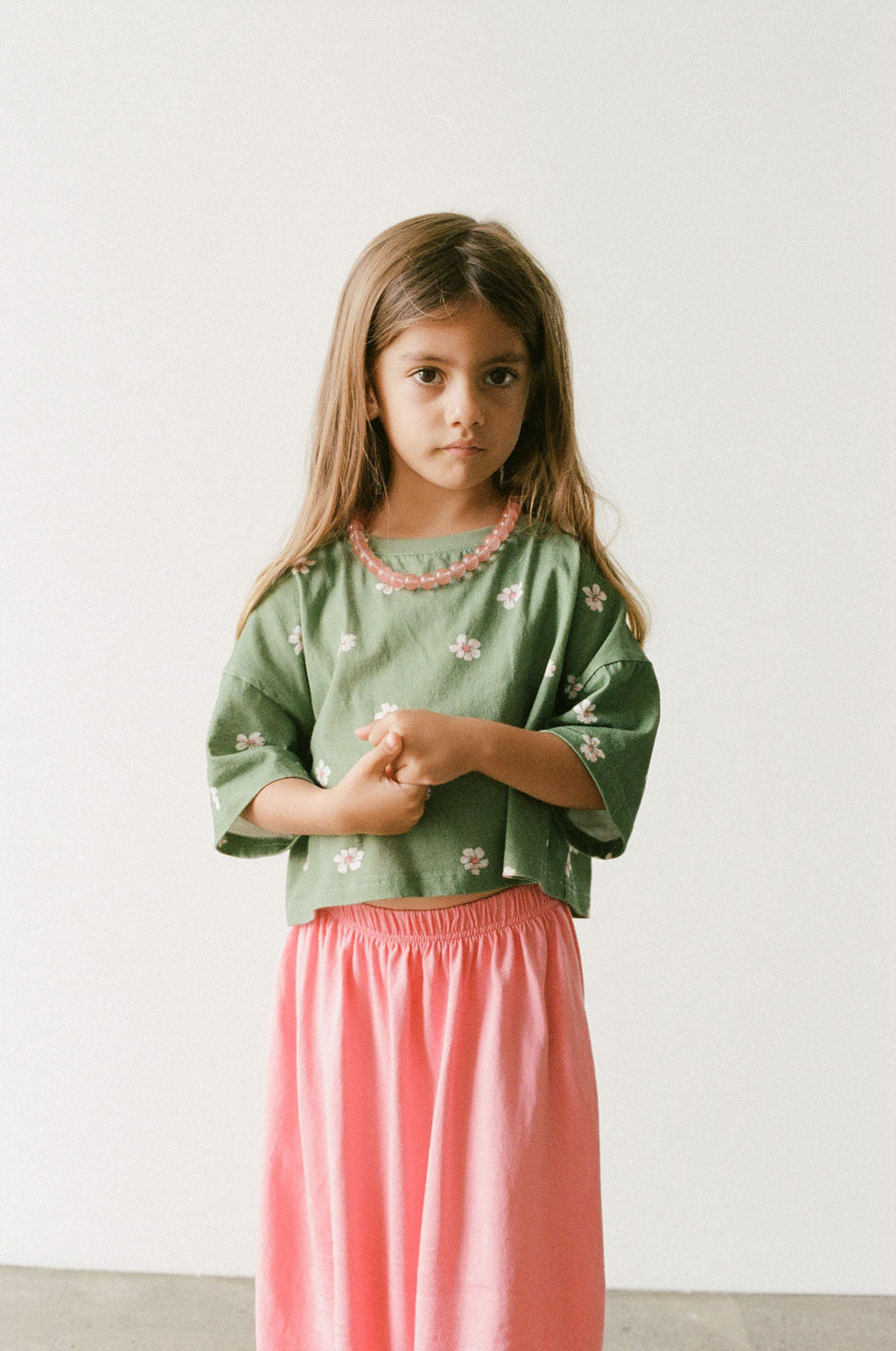 Illoura the Label - Cropped Tee Field Daisy