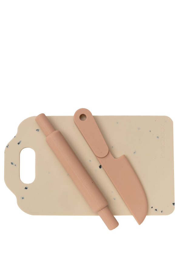 Chopping board with rolling pin and knife