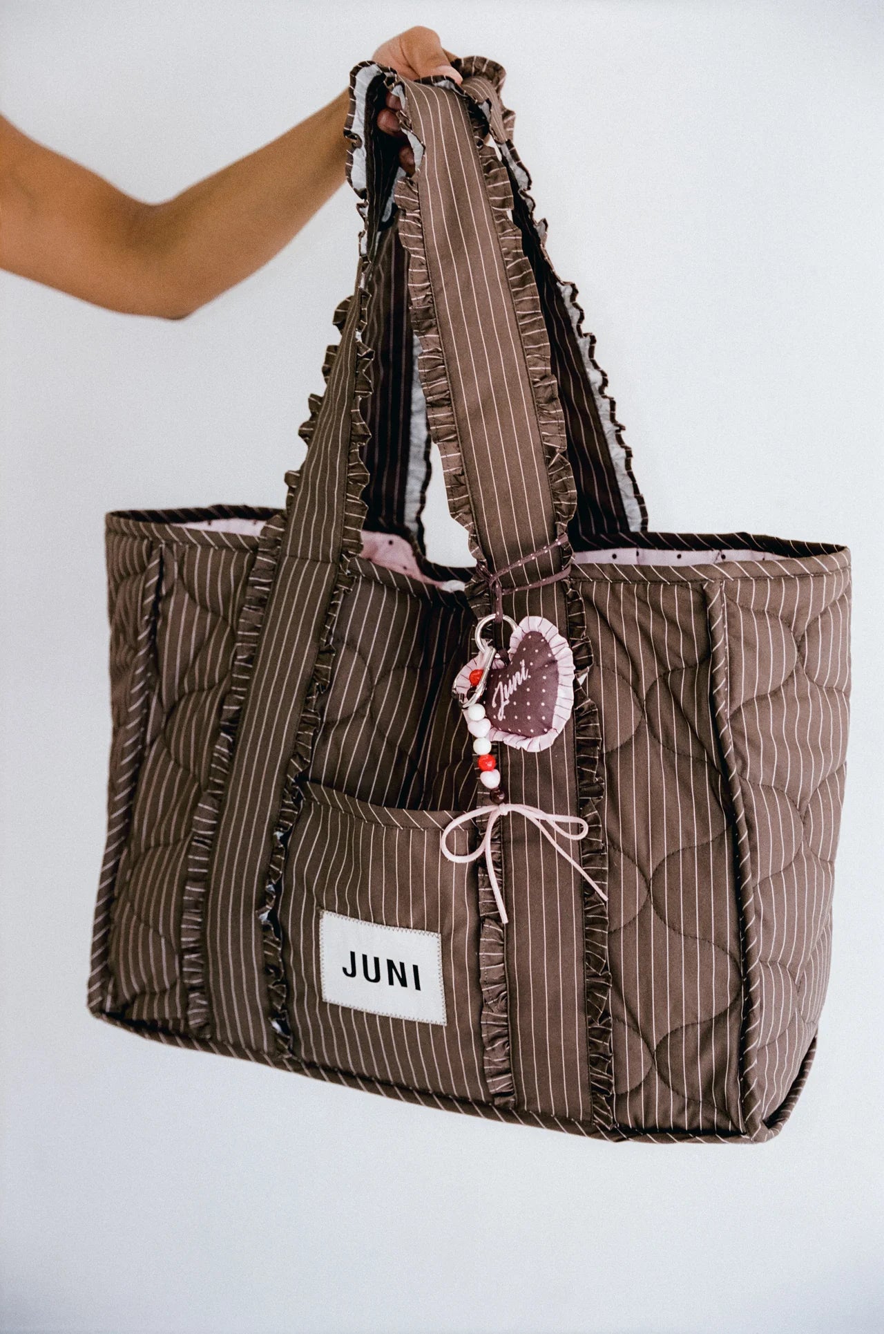JUNI - The Everything Bag Cocoa Pinstripe