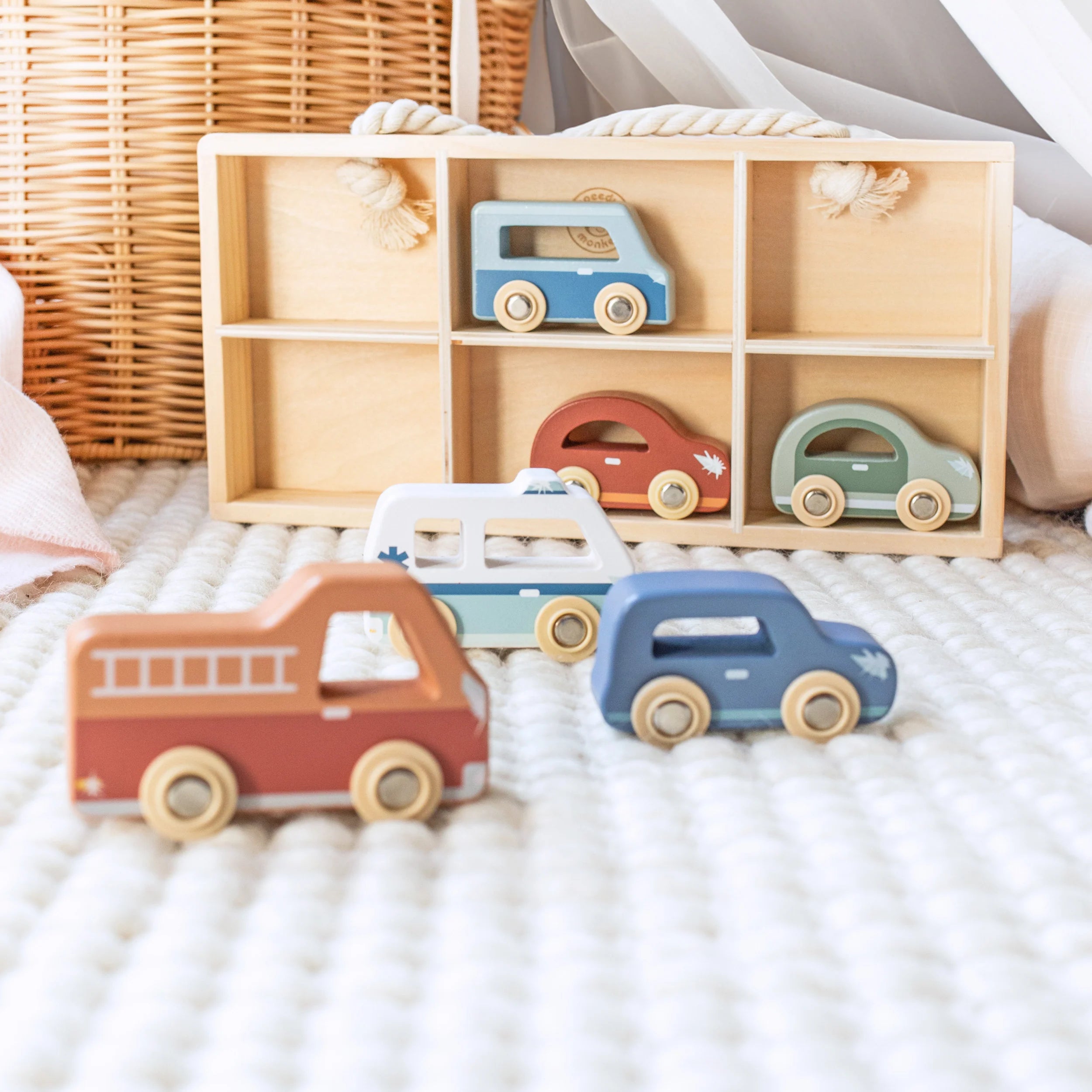 Speedy Monkey - Car Display Case with 6 Vehicles