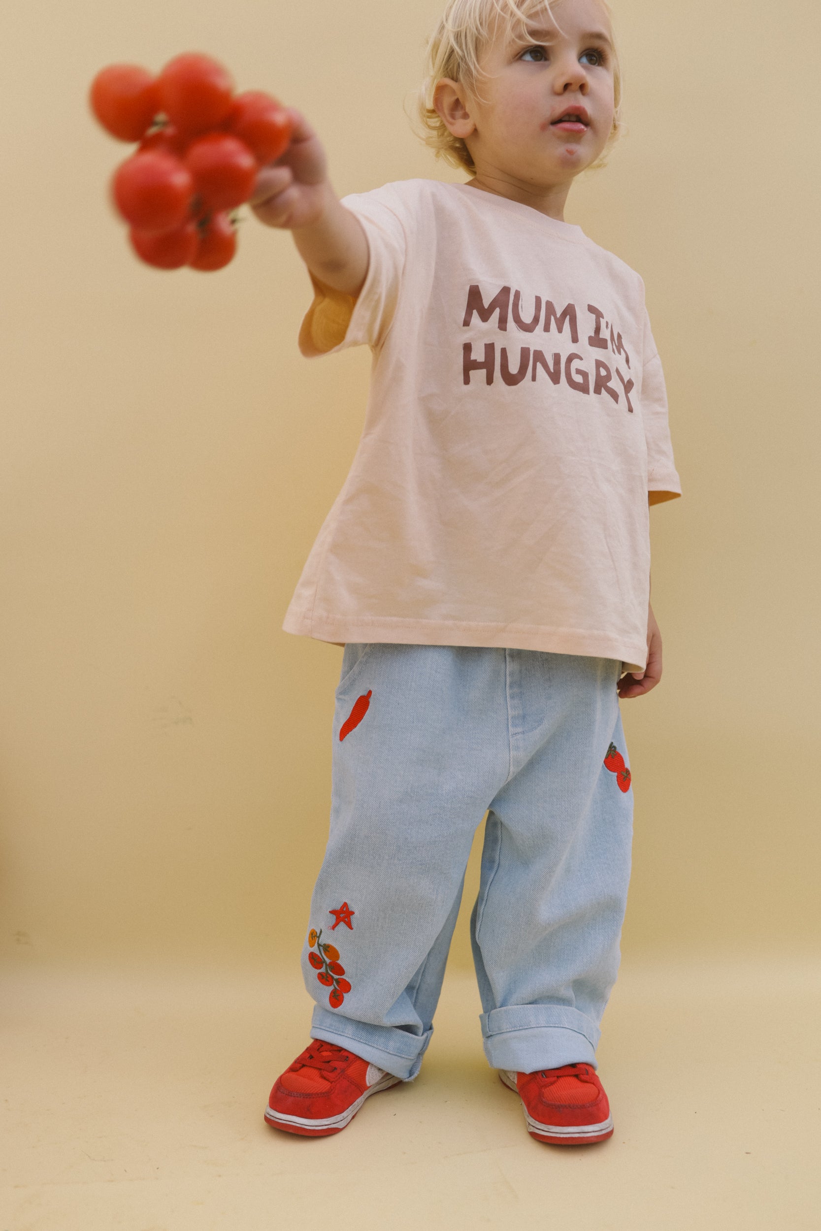 Small Swim Club - Mum I'm Hungry T-Shirt Cream