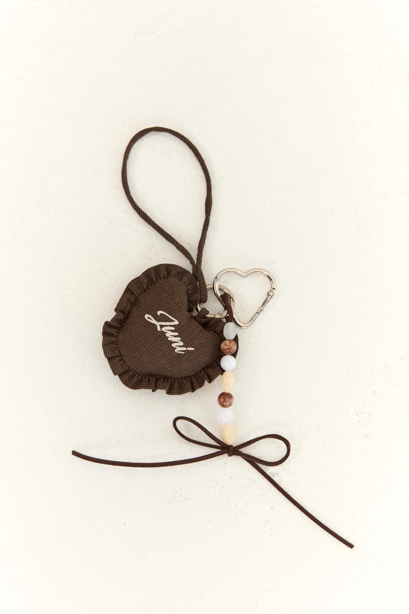 JUNI - Heart Bag Charm Espresso Check
