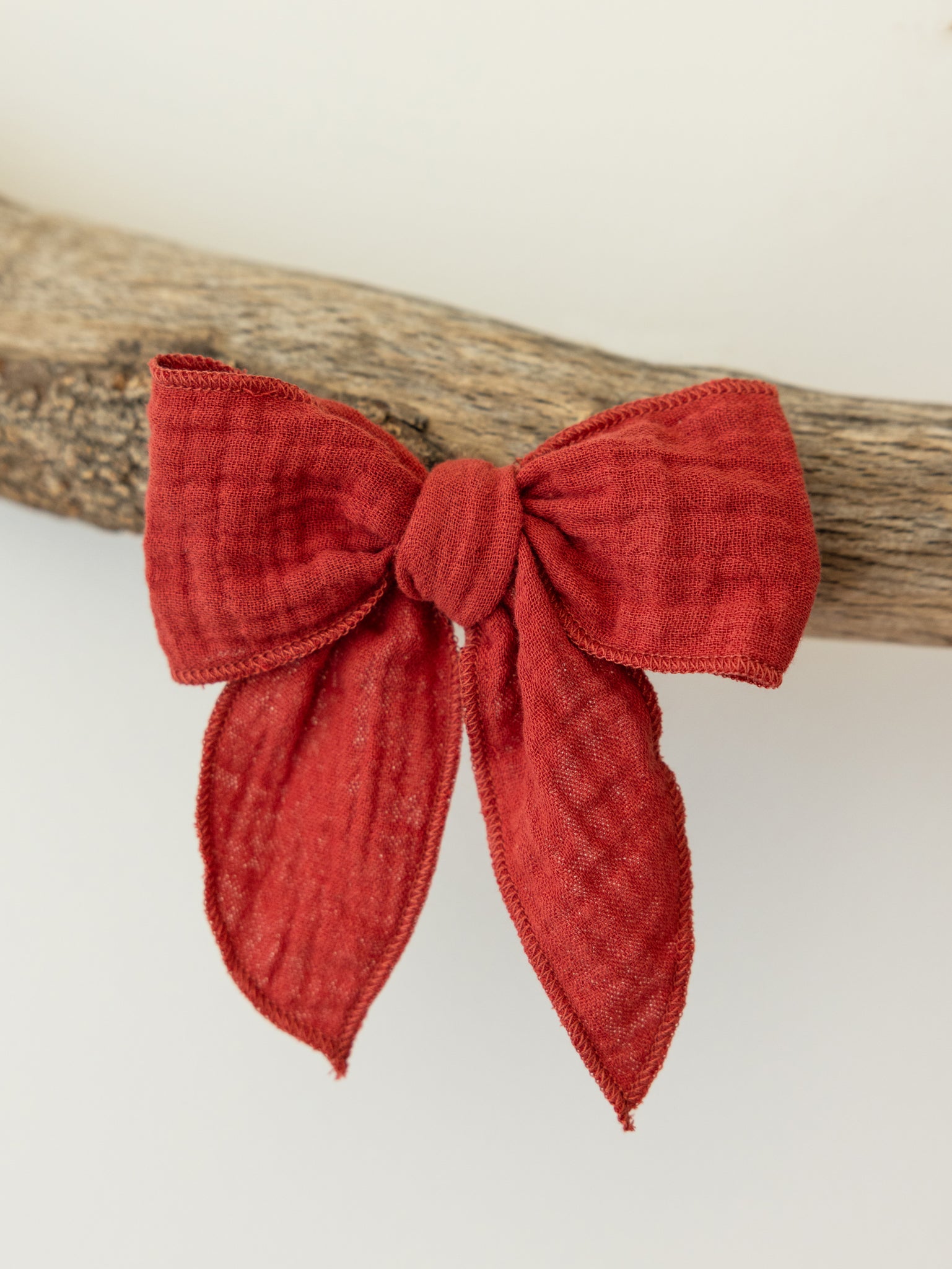 Valencia Byron Bay - Limited Edition Cotton Bow Christmas Red