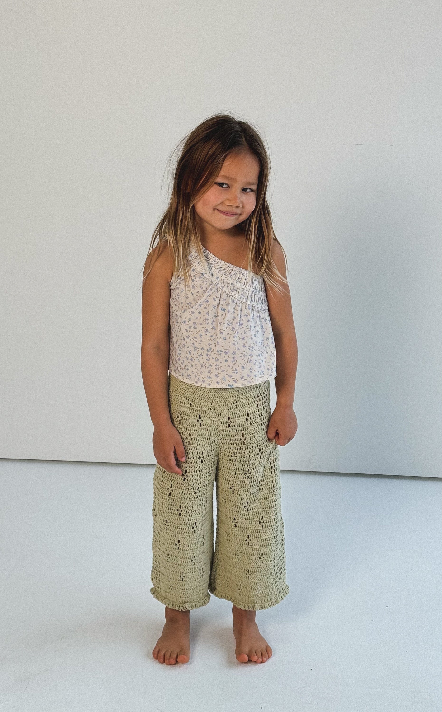 Illoura the Label - Filet Crochet Pants Moss