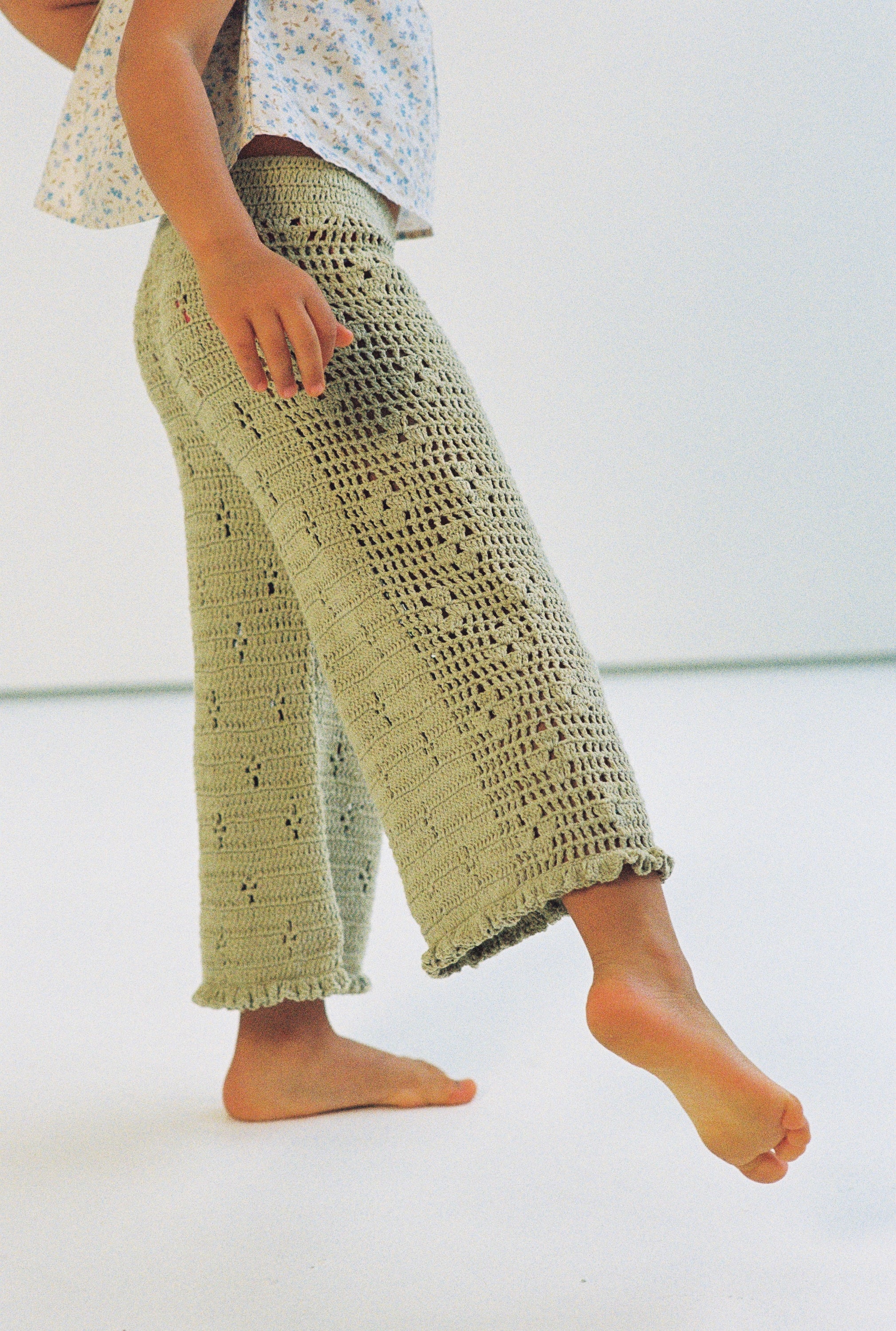 Illoura the Label - Filet Crochet Pants Moss
